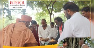 Spreading Smiles: Shree Swaminarayan Gurukul’s Food Drive Success
