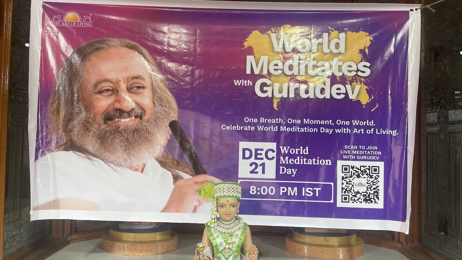 World Meditates with Gurudev @ World Meditation Day