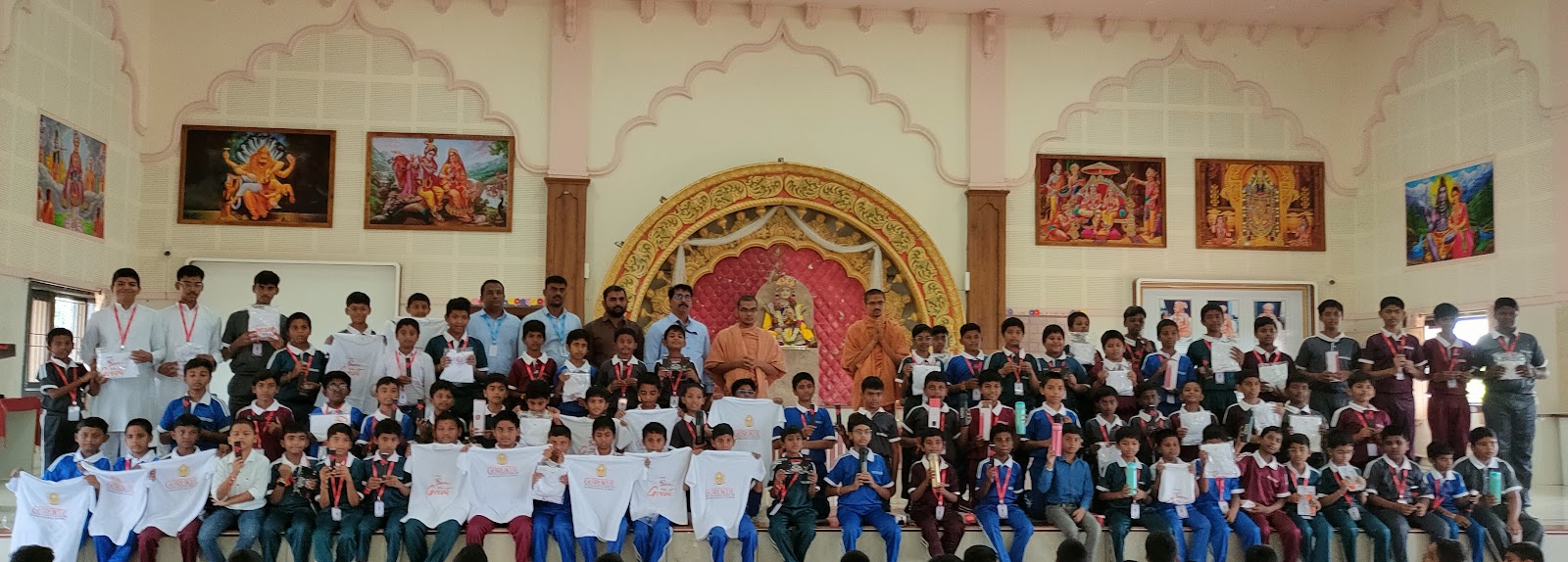 Summer Vacation Activities Reward Ceremony