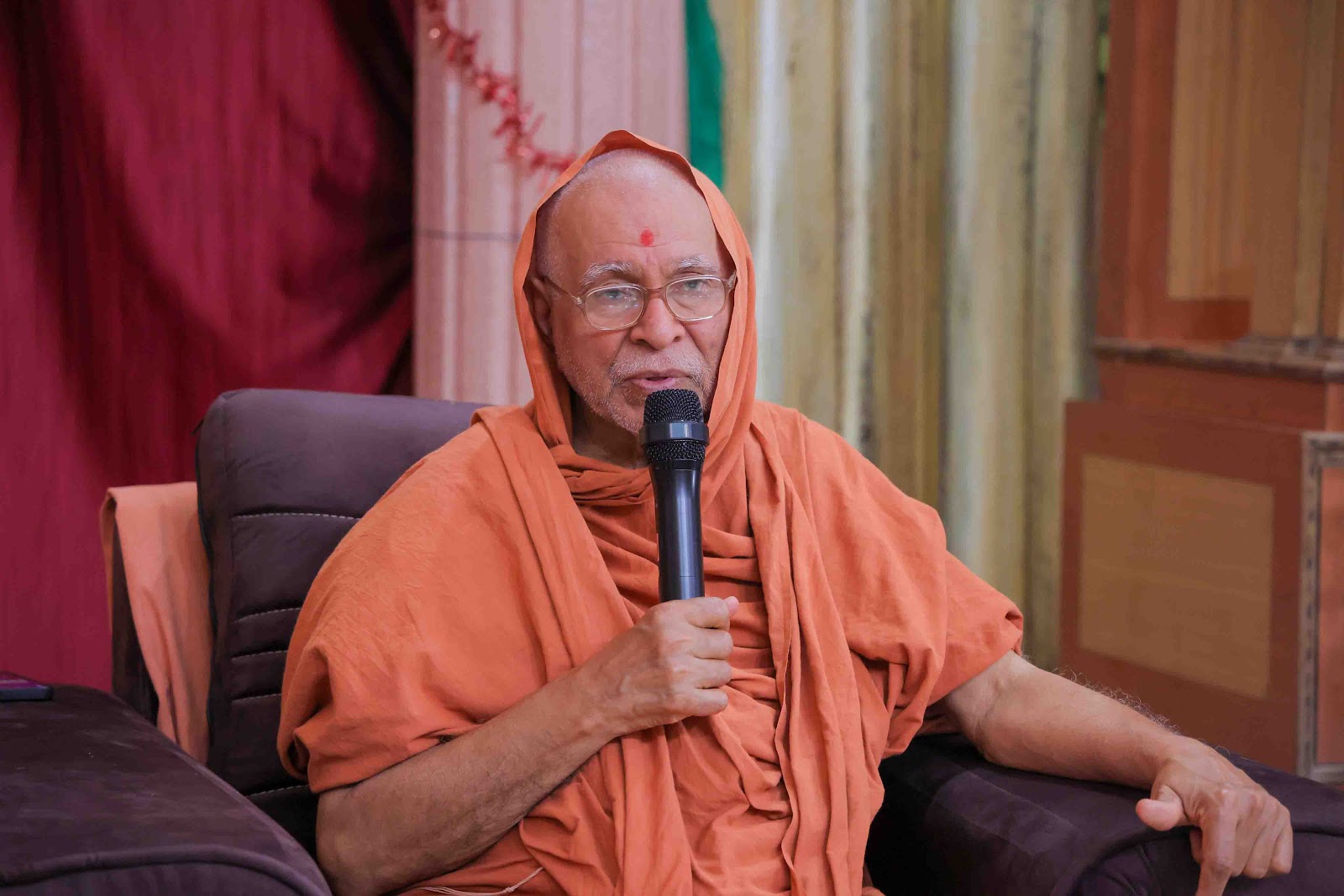 Gurumaharaj’s visit to Solapur Gurukul