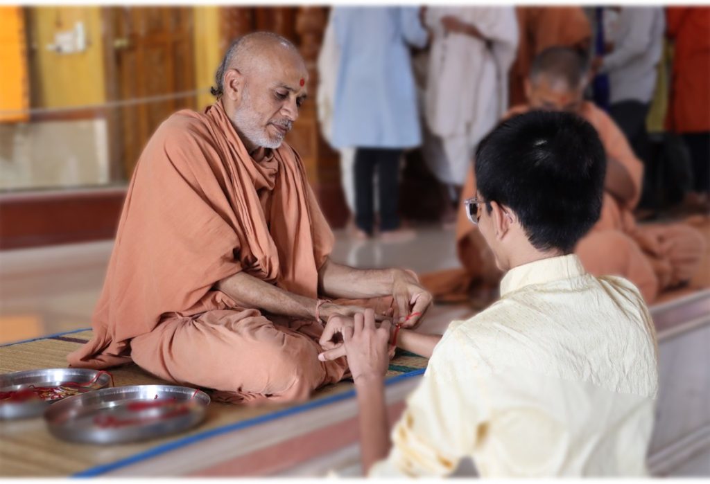 Rakshabandhan In Gurukul With Swamiji